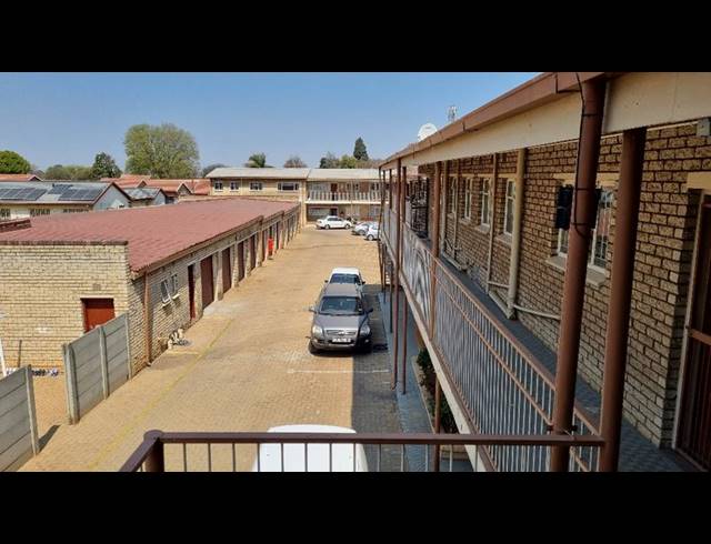 2 BEDROOM APARTMENT FOR SALE IN WITFIELD